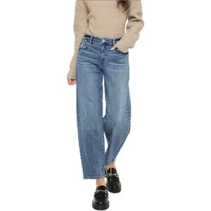 Banana Republic High Rise Barrel Jeans in Light Wash